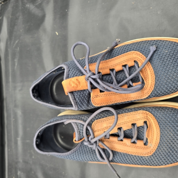 Ecco Blue and Tan Oxfords with Curved Sole‎ main image 7